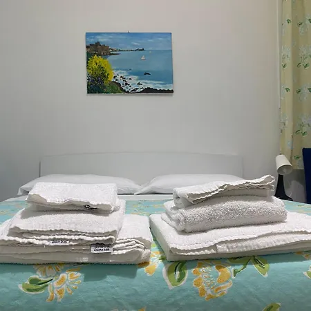 Holiday home Sullo Scoglio